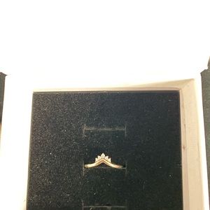 Pandora tiara wishbone ring